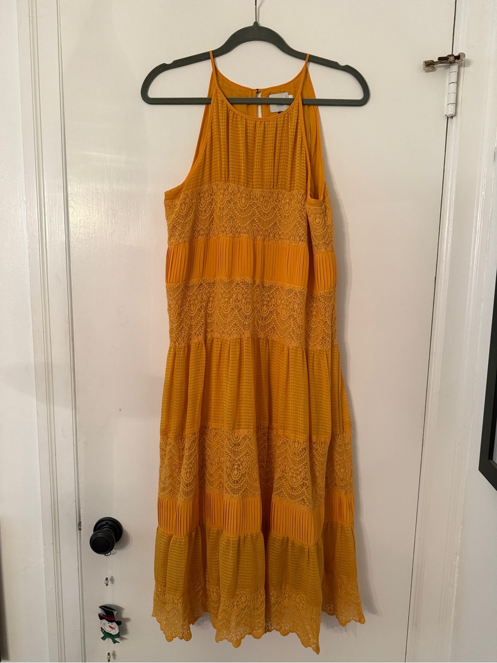 HD in Paris Light Tangerine Tiered Lace Maxi Dress M